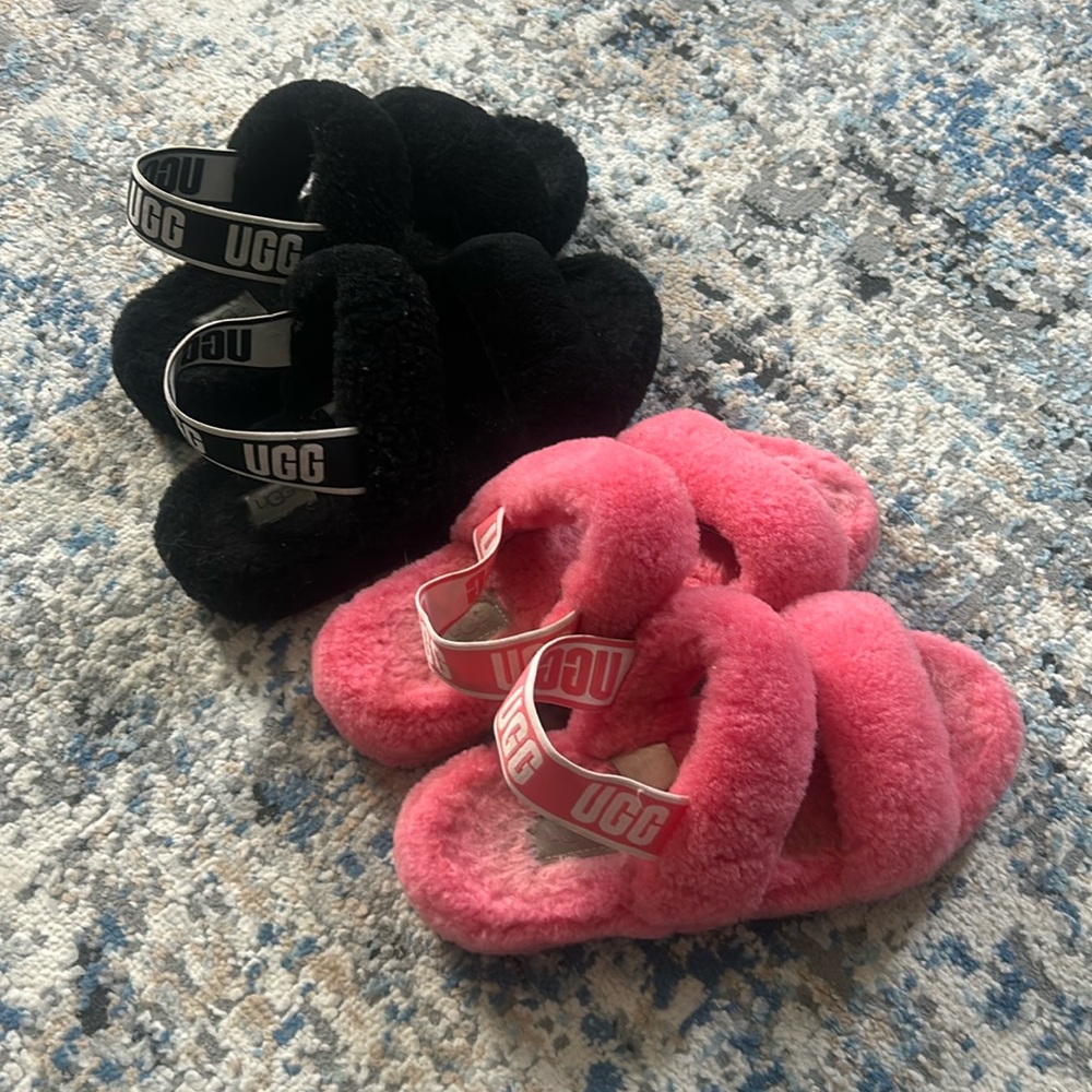 UGGS Slippers